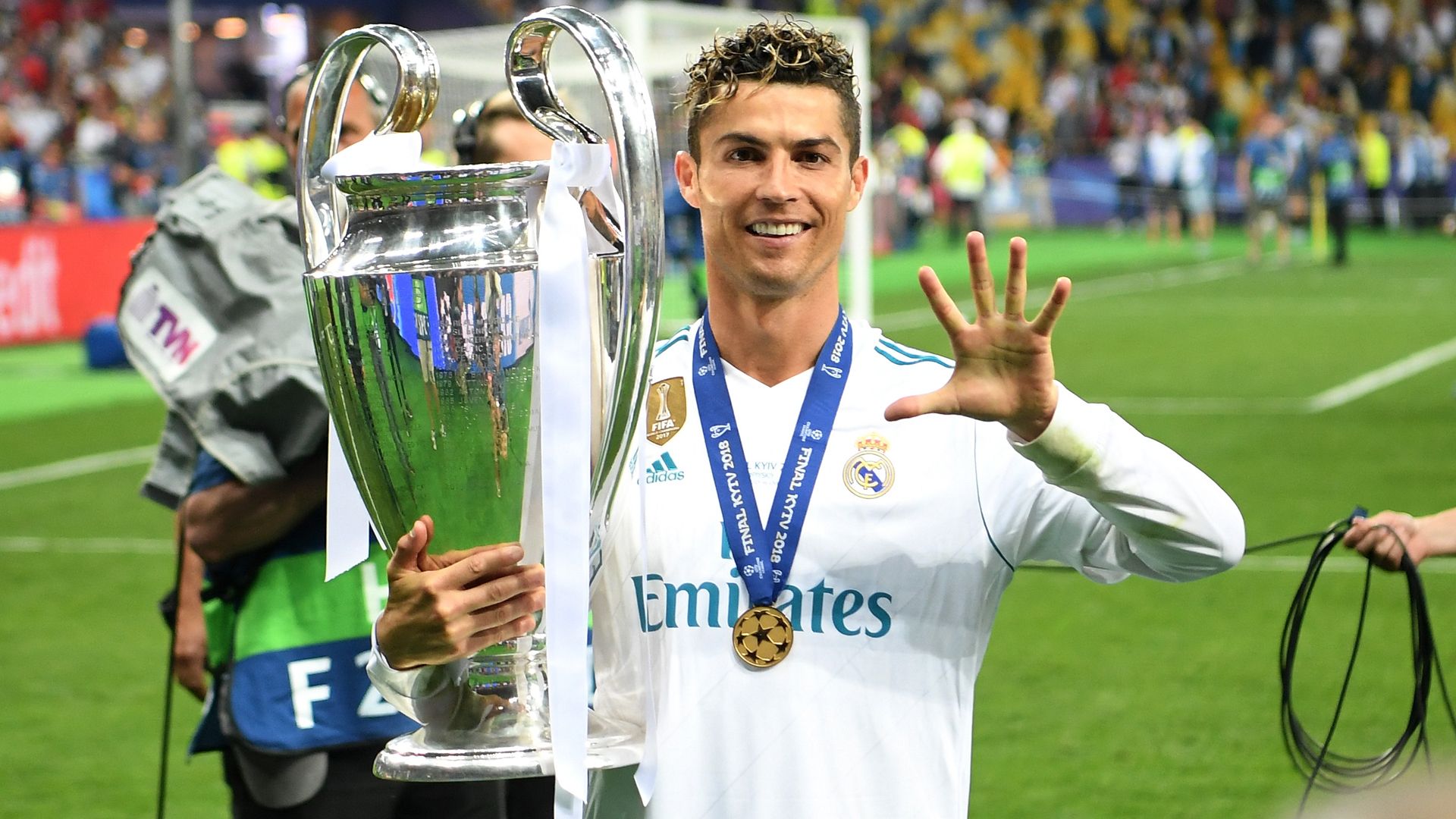 CR7 Journal